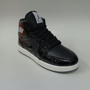 فروش اینترنتی کتونی مردانه جردن وان ورنی ساقدار مشکی کیفیت بالا