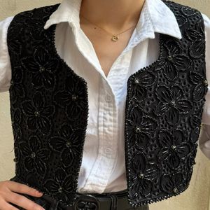 مشخصات وست زنانه سنتی شب بو