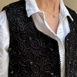 خرید آنلاین وست زنانه سنتی شب بو