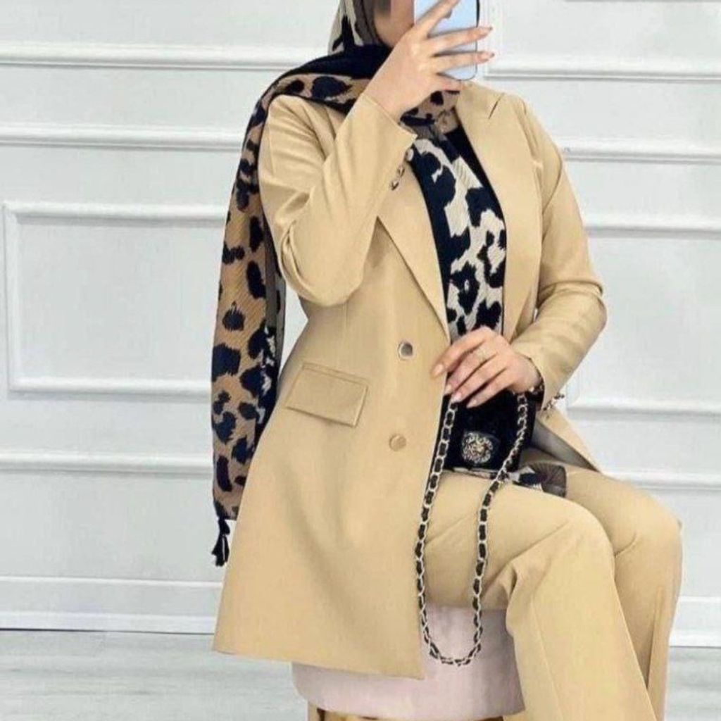 مشخصات کت شلوار مازراتی  نیلا