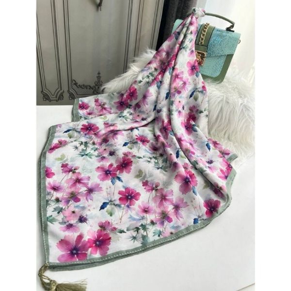 روسری نخی قواره 140 نخ گلوریا مدل میخک