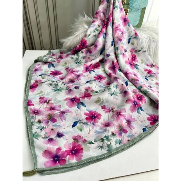 روسری نخی قواره 140 نخ گلوریا مدل میخک