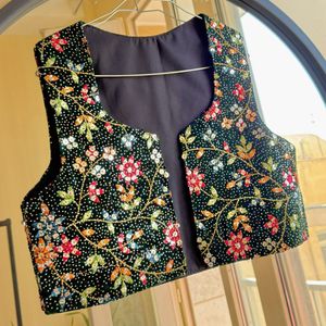 مشخصات وست زنانه سنتی گلارین