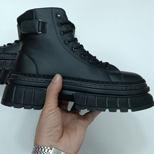 قیمت بوت مردانه گوچی بنددار بغل زیپ مشکی کیفیت بالا