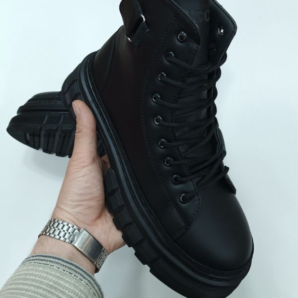 بوت مردانه برشکا بنددار بغل زیپ مشکی کیفیت بالا