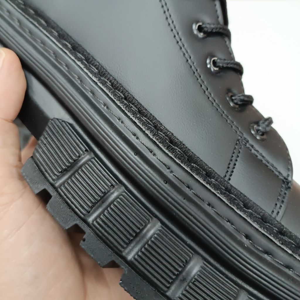 قیمت ارزان بوت مردانه گوچی بنددار بغل زیپ مشکی کیفیت بالا