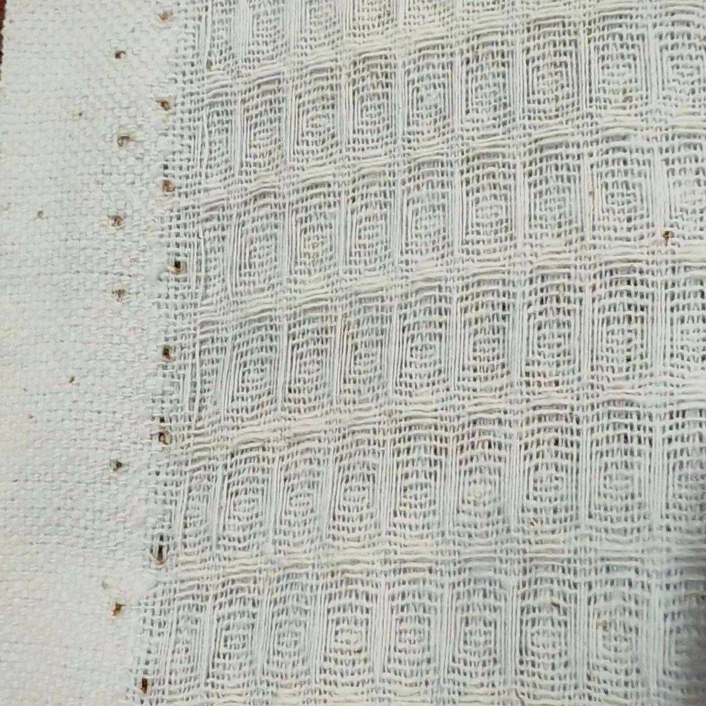 مشخصات پارچه زنبوری سفید رنگ تمام پنبه عرض 1.5