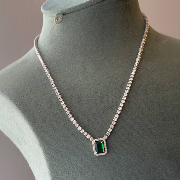 گردنبند جواهری شیک