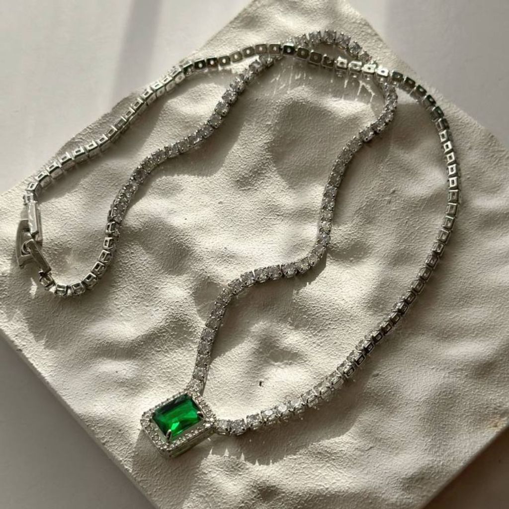 خرید آنلاین گردنبند جواهری شیک