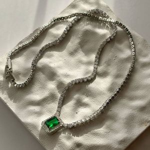 خرید آنلاین گردنبند جواهری شیک