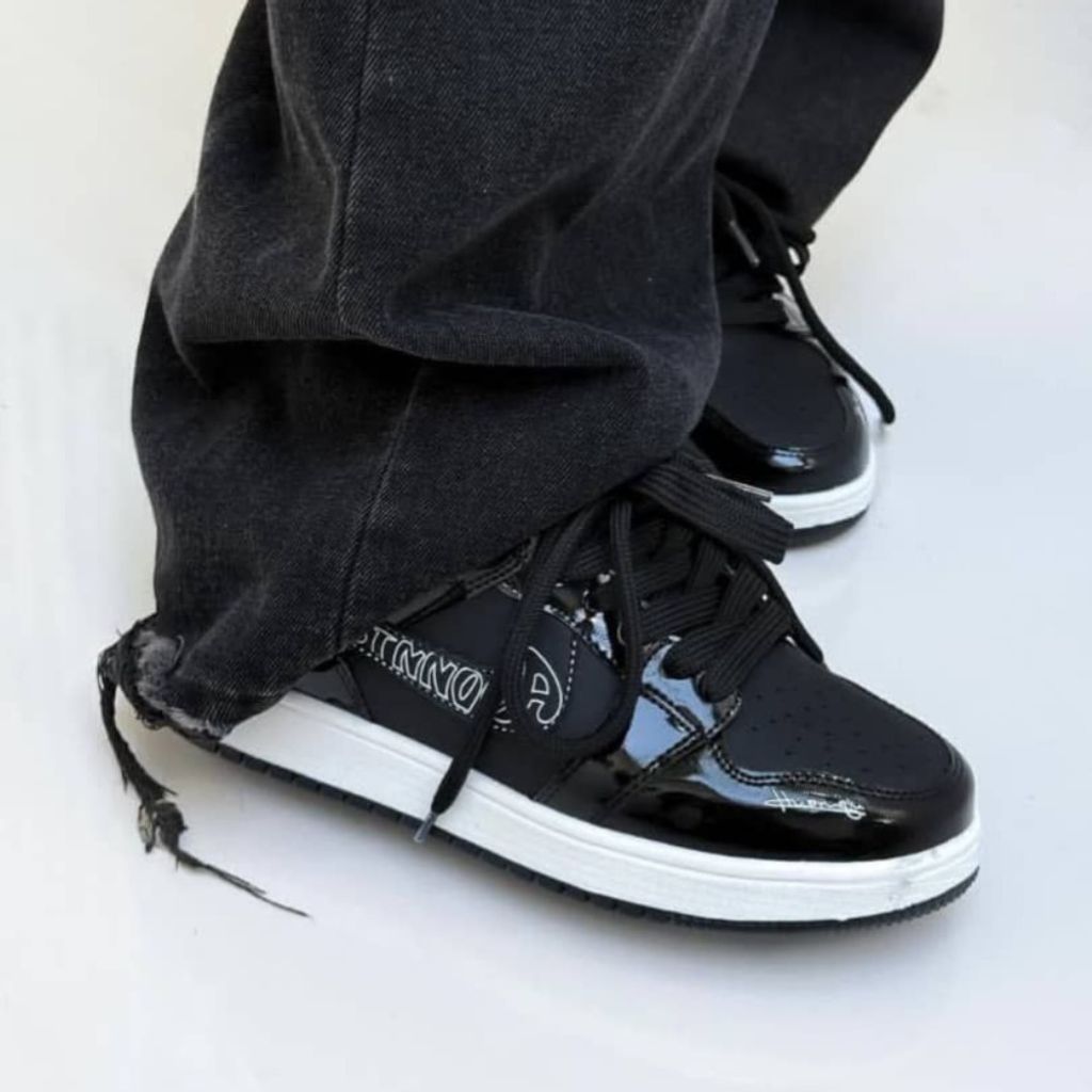 مشخصات کفش نایک اسپرت