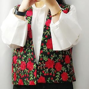 مشخصات وست گلدوزی  و شومیز.