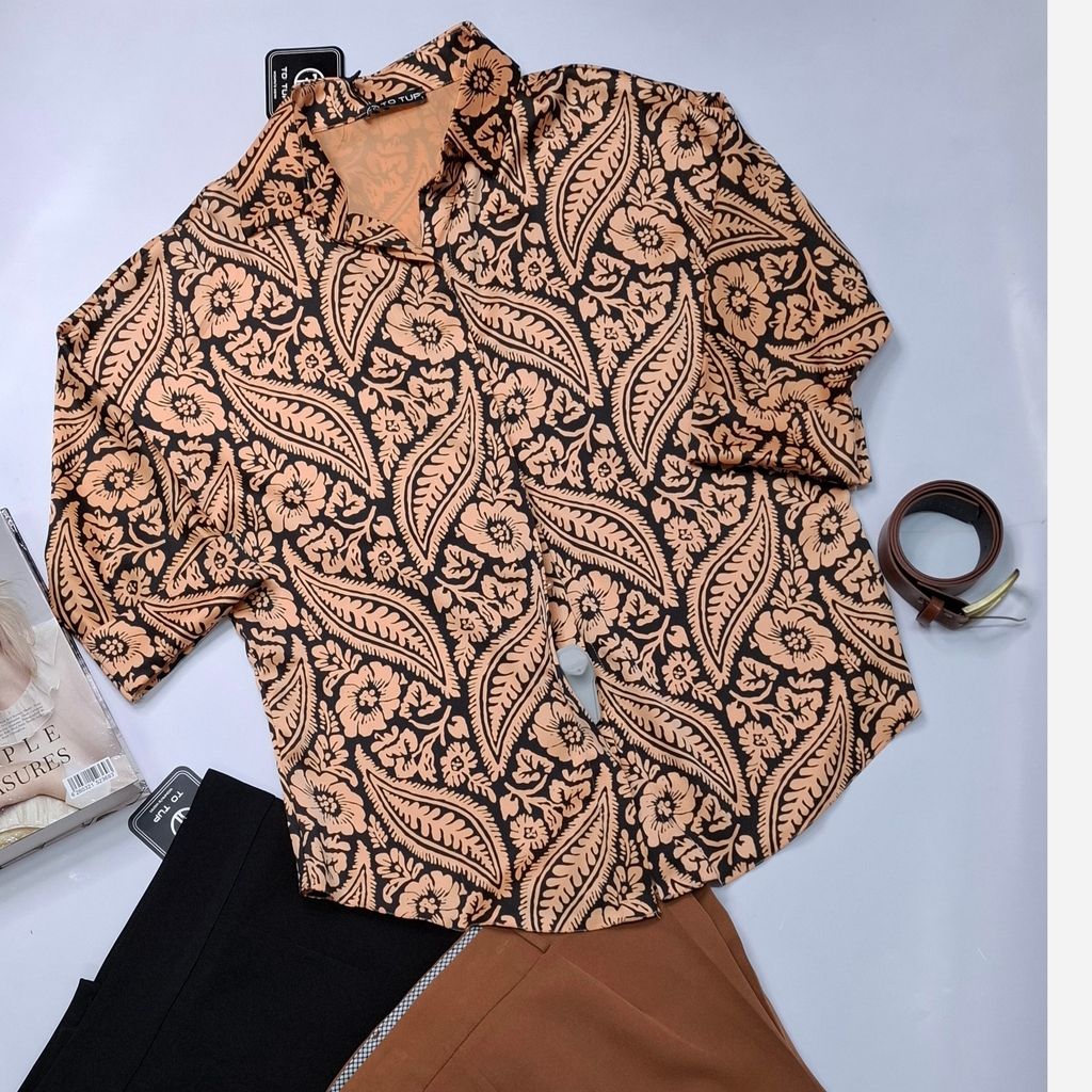 قیمت ارزان شومیز ساتن گلدار 