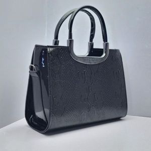 کیف زنانه شیک مدل پرستو طرح پوست ماری