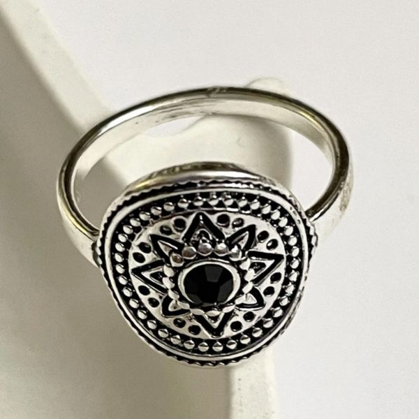 انگشتر زنانه مدل دایره - accessory_vay - Angoshtar 016