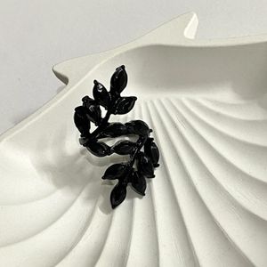 فروش اینترنتی انگشتر زنانه مدل برگ - accessory_vay - Angoshtar 030