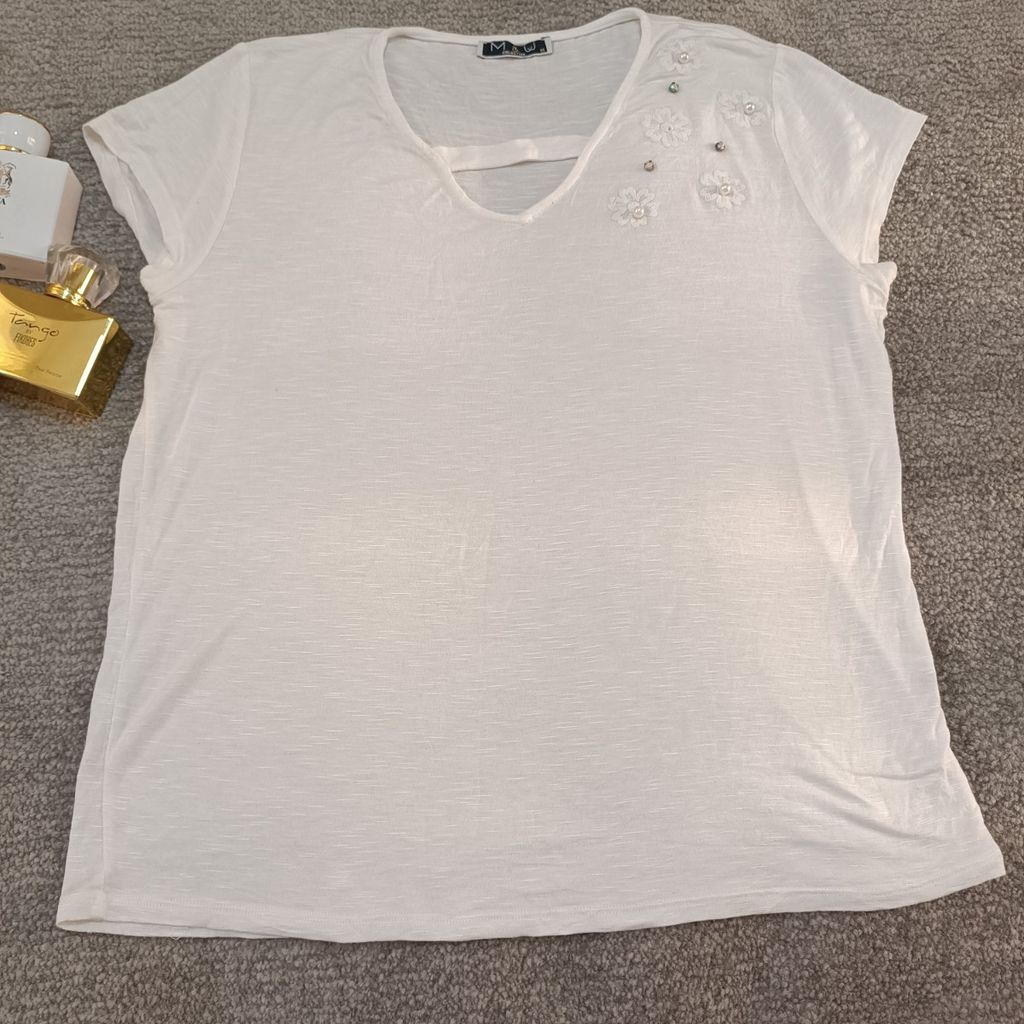 خرید آنلاین تیشرت زنانه سفید نگین دار وارداتی