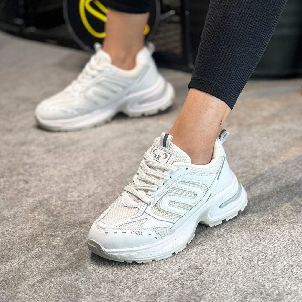 خرید انلاین کتونی زنانه کفش اسپرت کیفیت و طراحی عالی پاخور عالی