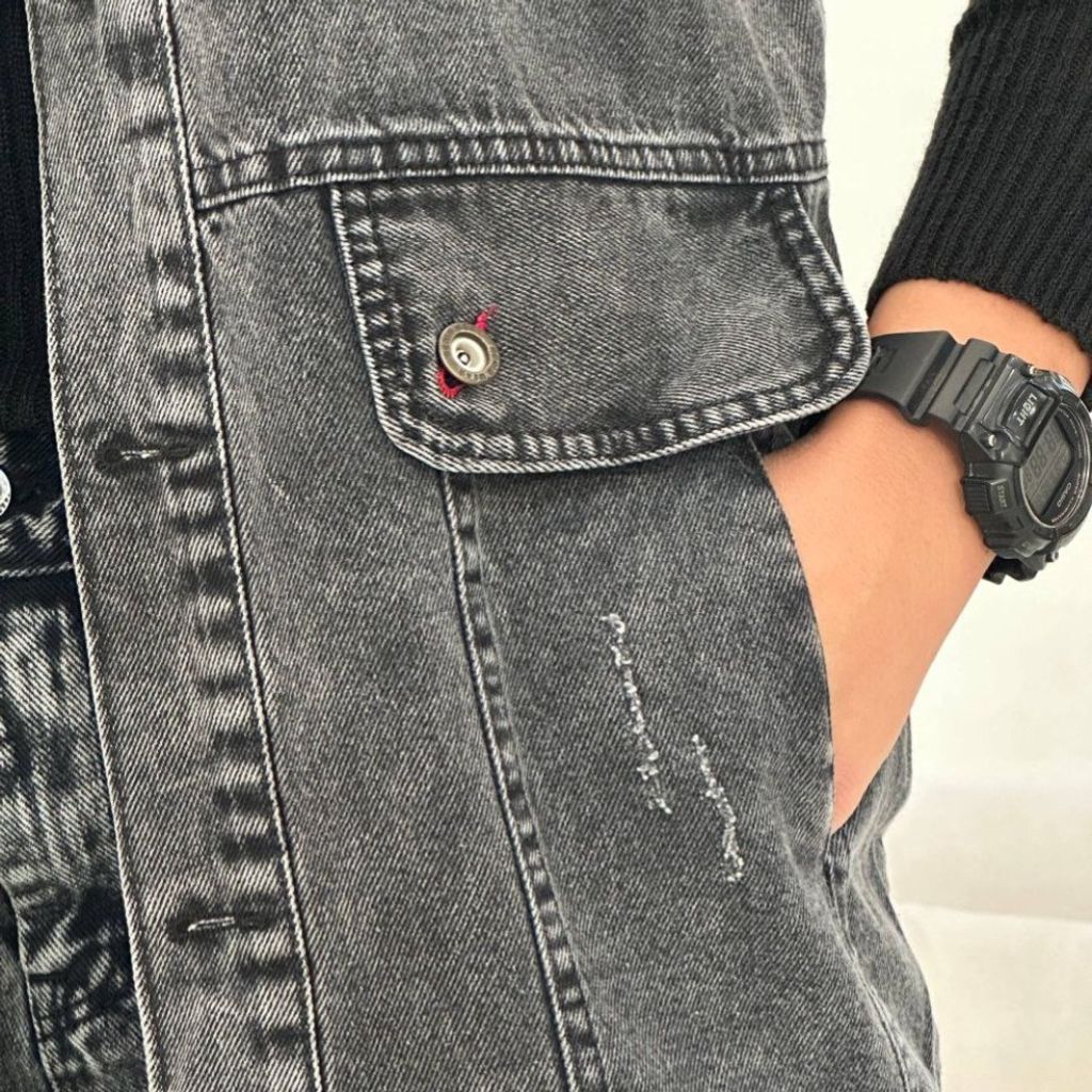 قیمت وست جین اسپرت