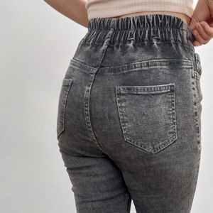 خرید انلاین شلوار لی زنانه