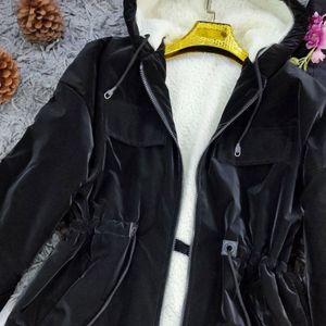 خرید اینترنتی کاپشن زنانه طرح هستی