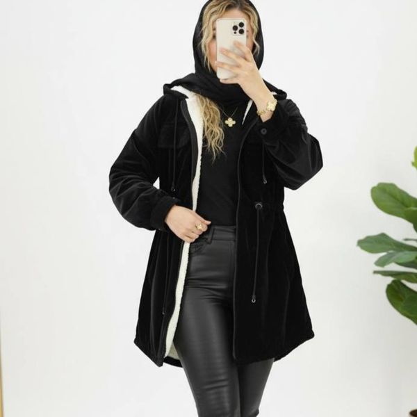 کاپشن زنانه طرح هستی