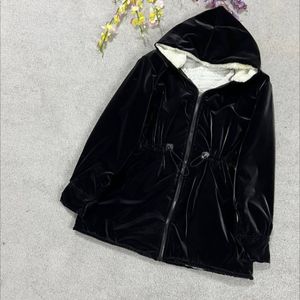 فروش اینترنتی کاپشن زنانه طرح هستی