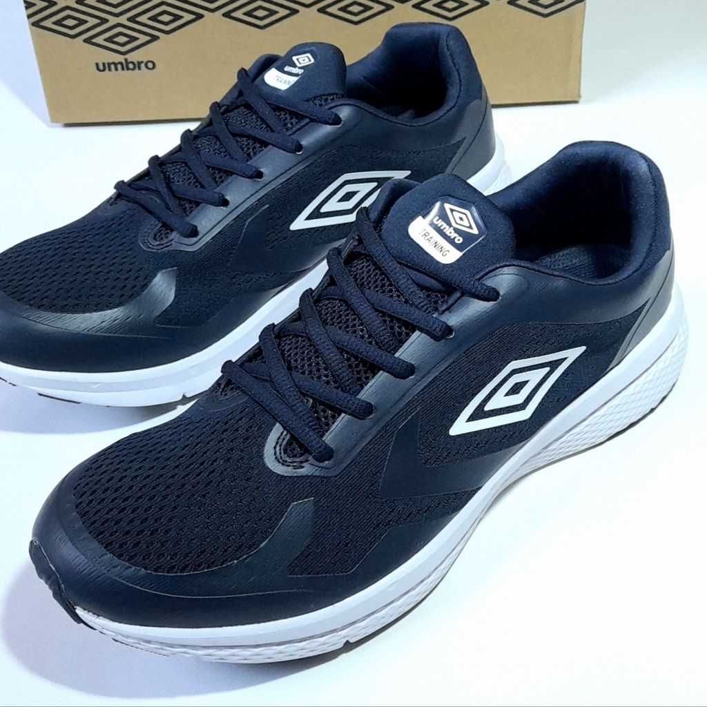 خرید اینترنتی کفش اسپرت مردانه آمبرو بزرگ پا Umbro Risponsa