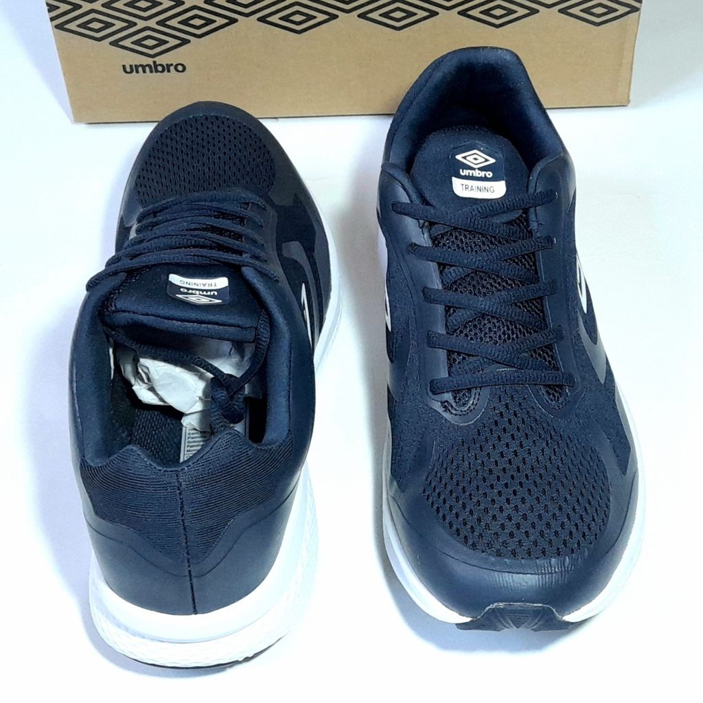 خرید اینترنتی کفش اسپرت مردانه آمبرو بزرگ پا Umbro Risponsa