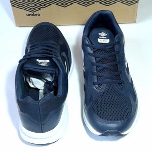 خرید اینترنتی کفش اسپرت مردانه آمبرو بزرگ پا Umbro Risponsa