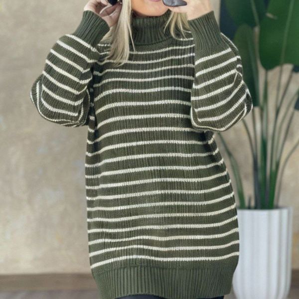 بافت زنانه طرح یقه شل راه راه