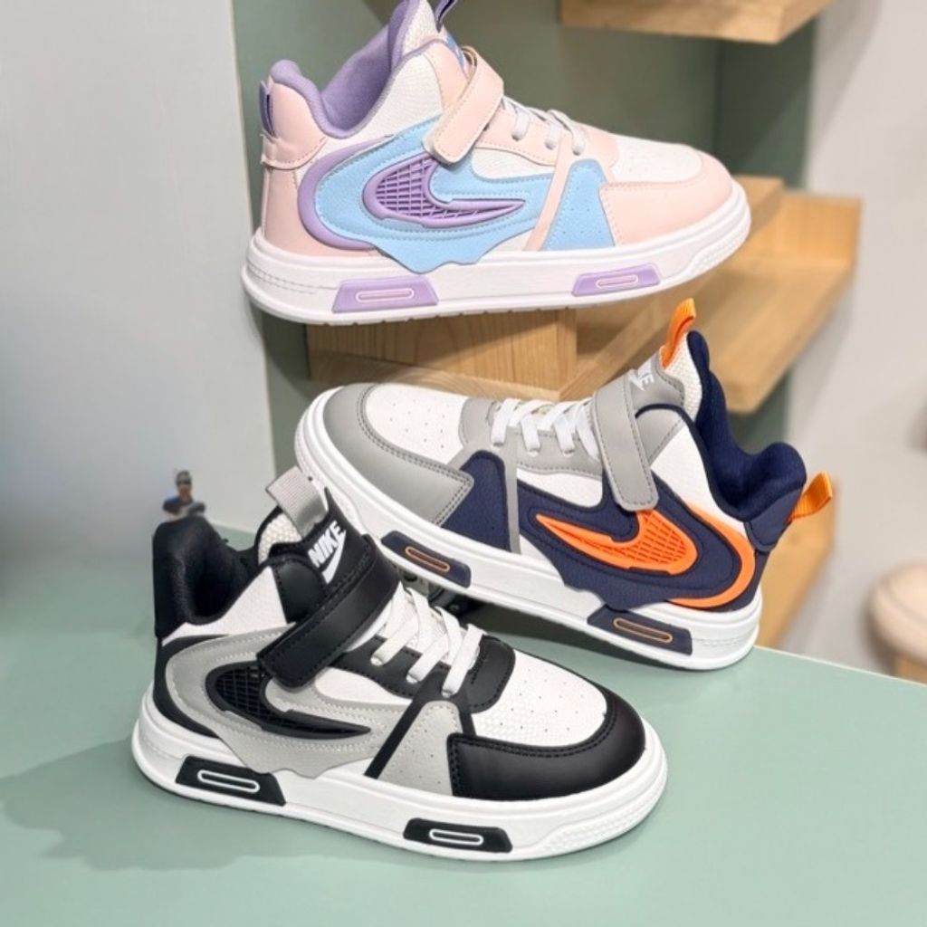 مشخصات کتونی بچگانه نیمساق نوگلان کد 4070801