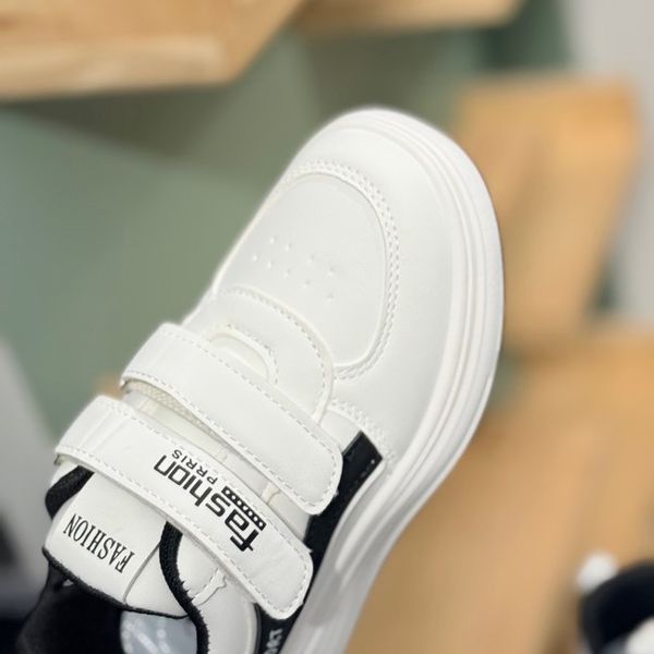 ونس بچگانه طرح sport دو چسب از Toobaco کد 4071001