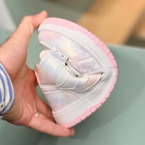 خرید اینترنتی قیمت کتونی بچگانه نیمساق طرح نایک جردن از murche کد 4071203