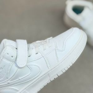 خرید اینترنتی قیمت کتونی بچگانه نیمساق طرح نایک جردن کد 4071206