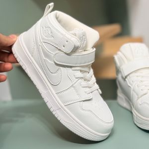 خرید اینترنتی قیمت کتونی بچگانه نیمساق طرح نایک جردن از murche کد 4071206