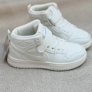 خرید اینترنتی قیمت کتونی بچگانه نیمساق طرح نایک جردن کد 4071206