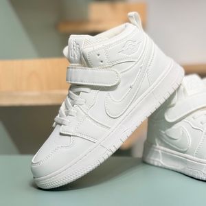 خرید اینترنتی قیمت کتونی بچگانه نیمساق طرح نایک جردن از murche کد 4071206