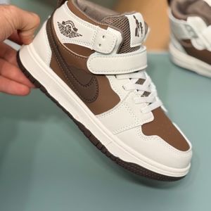 خرید آنلاین کتونی بچگانه نیمساق طرح نایک جردن از murche کد 4071301