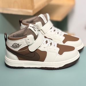 خرید اینترنتی قیمت کتونی بچگانه نیمساق طرح نایک جردن از murche کد 4071301