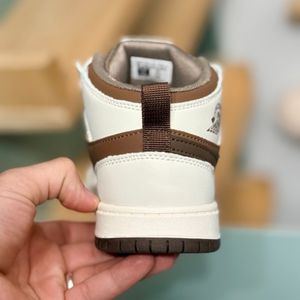 فروش اینترنتی کتونی بچگانه نیمساق طرح نایک جردن از murche کد 4071301