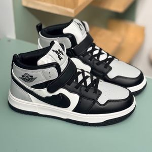 خرید اینترنتی قیمت کتونی بچگانه نیمساق طرح نایک جردن از murche کد 4071302