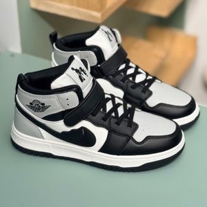 قیمت ارزان کتونی بچگانه نیمساق طرح نایک جردن از murche کد 4071302