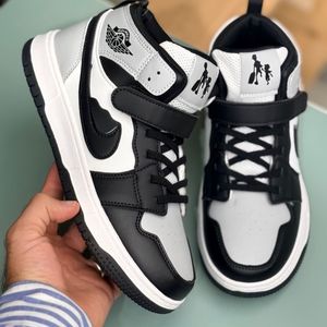 خرید اینترنتی قیمت کتونی بچگانه نیمساق طرح نایک جردن از murche کد 4071302