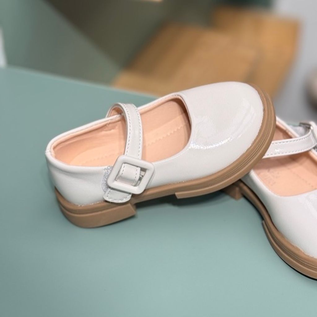 خرید اینترنتی قیمت کفش دخترانه عروسکی طرح سگک از کیدز کد 4071901