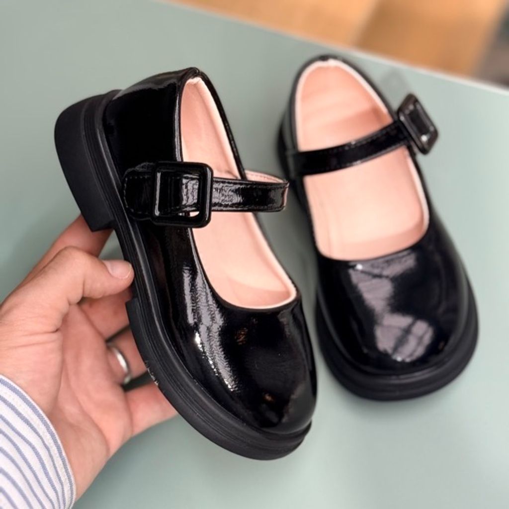 خرید اینترنتی قیمت کفش دخترانه عروسکی طرح سگک از کیدز کد 4071901