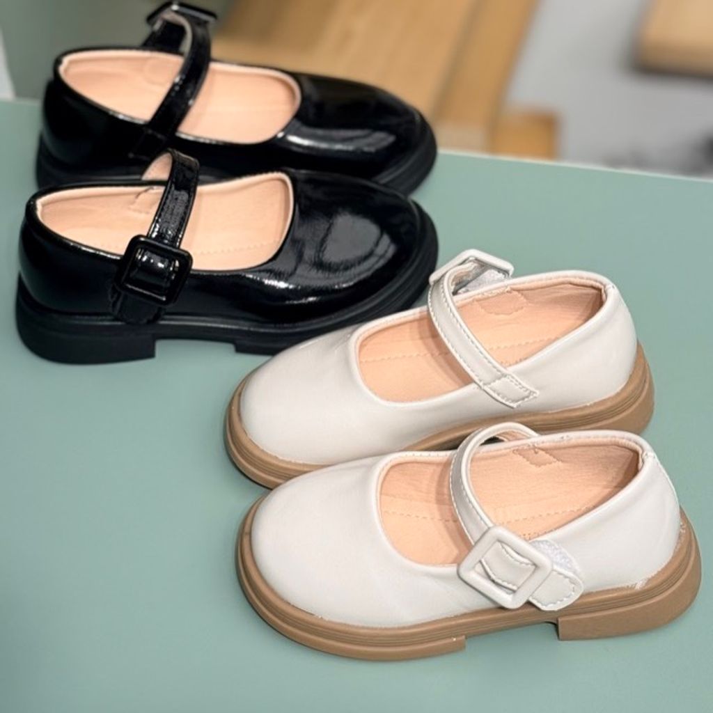 خرید اینترنتی قیمت کفش دخترانه عروسکی طرح سگک از کیدز کد 4071901