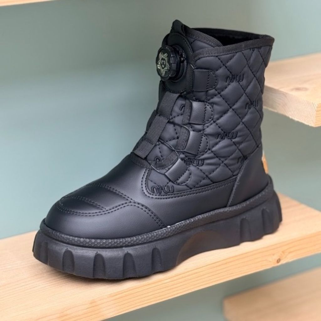 فروش اینترنتی بوت بچگانه شنل دوزی زیپلاینی کد 071702