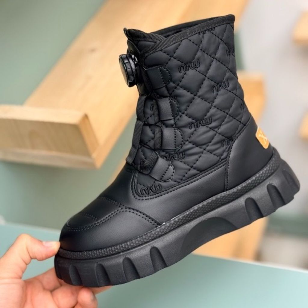 خرید آنلاین بوت بچگانه شنل دوزی زیپلاینی کد 071702