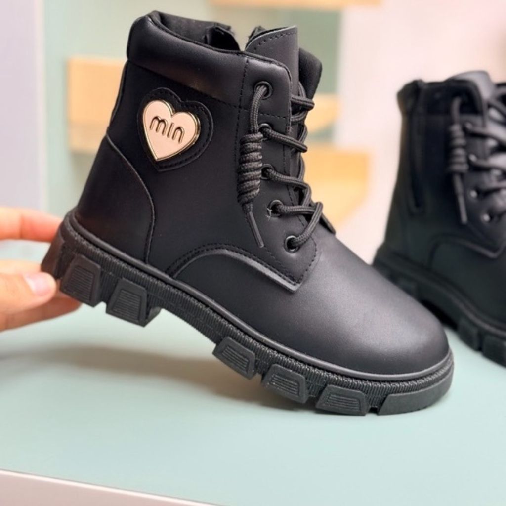 مشخصات بوت بچگانه طرح قلبی min از Lucky Kids کد 4072302